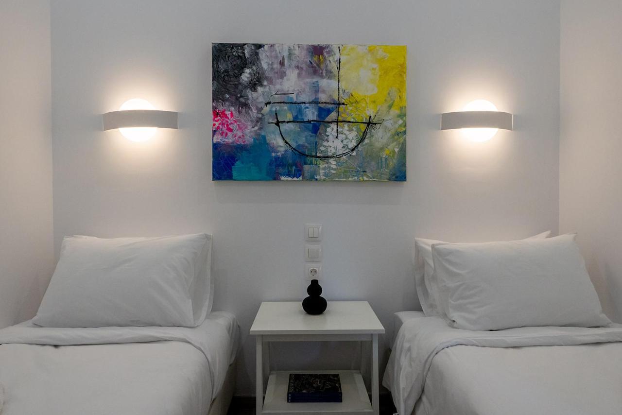 Central Suites Aegina 2 エクステリア 写真