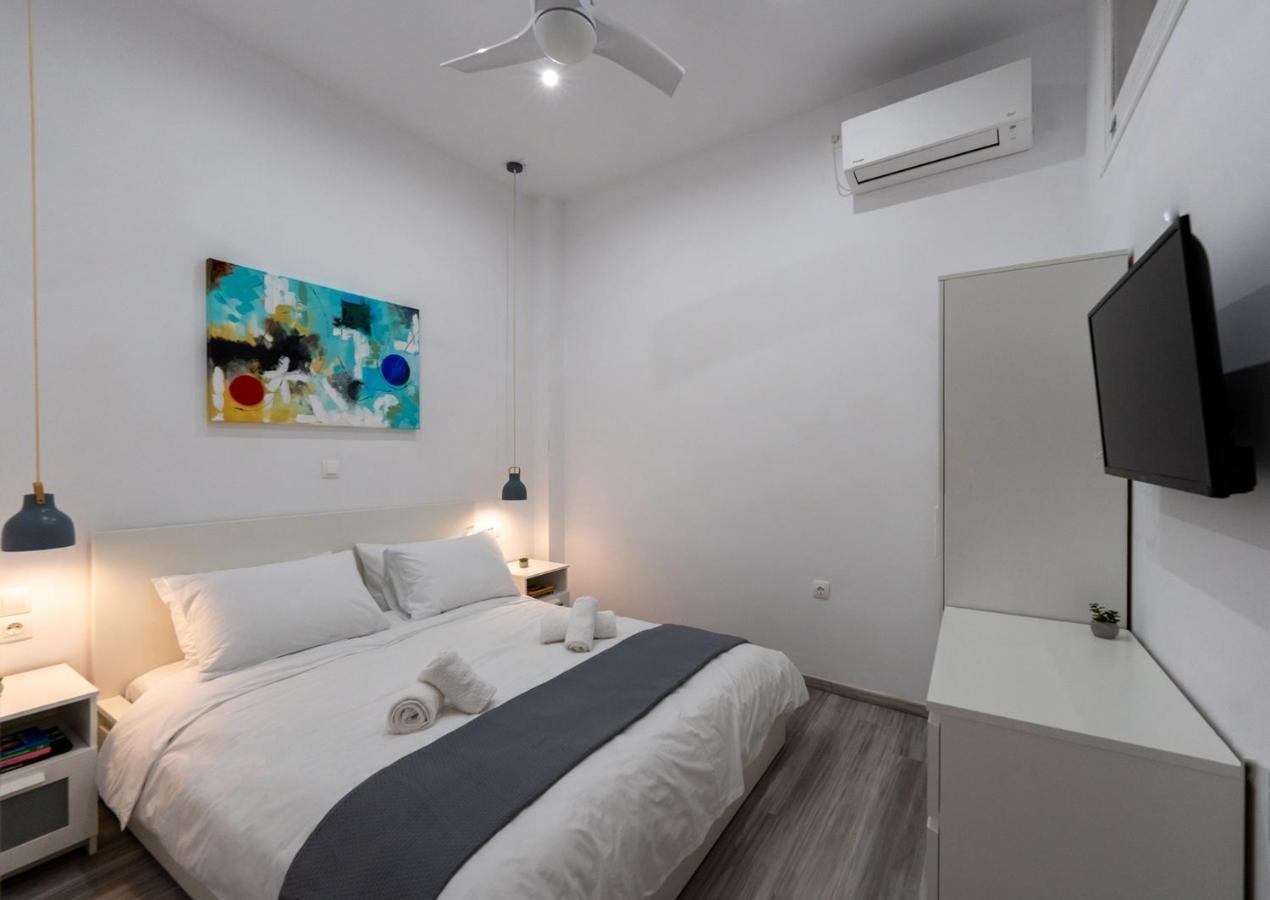 Central Suites Aegina 2 エクステリア 写真