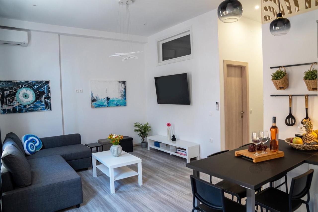 Central Suites Aegina 2 エクステリア 写真