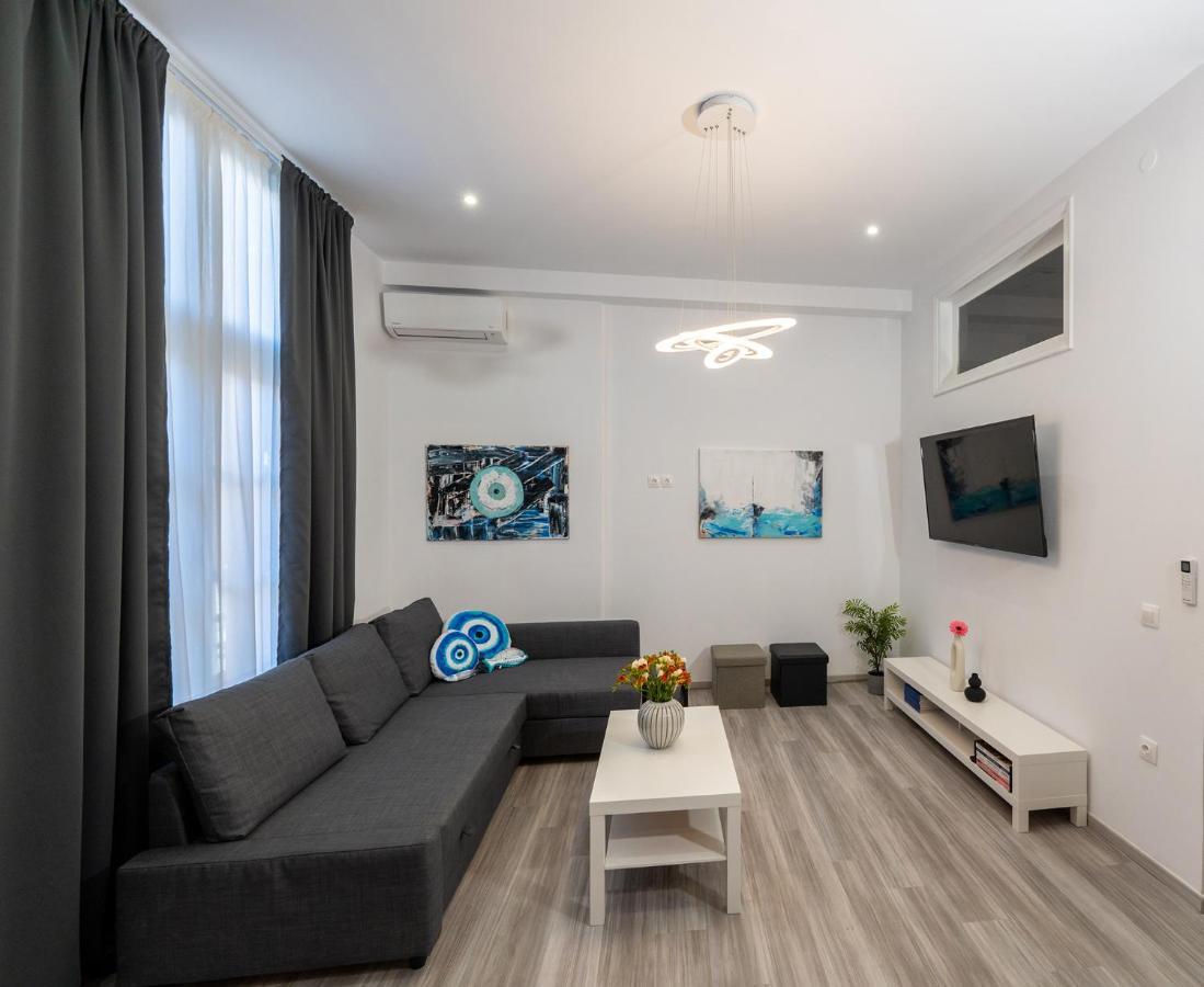 Central Suites Aegina 2 エクステリア 写真